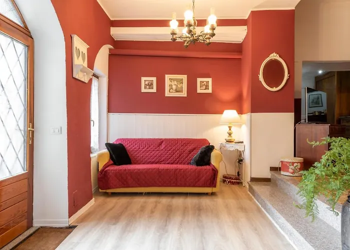 Charm Amidst Lakes & Mountains - Renovated In 2023