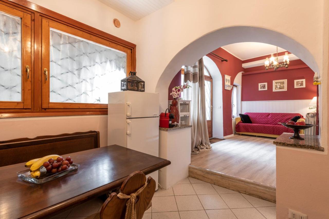 Apartment Charm Amidst Lakes & Mountains - Renovated In 2023
